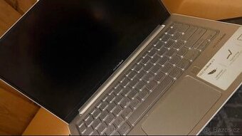 ASUS VivoBook S13 S330FA-EY129T