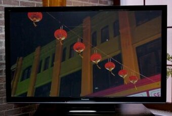 Panasonic TC-P50U50 full HD, 600Hz 140cm