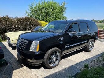 Cadillac Escalade TOP STAV - 1