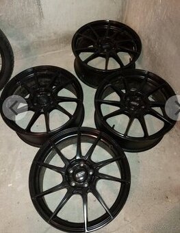 Prodám krásné alu kola r19 rozteč 5X112 aj 5x114,3
