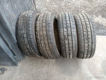Pneu 215/65R16C