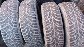 175/65 R15, čtyři zimní pneumatiky Fulda hloubka dezénu cca