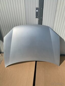 vw golf V 5 kapota stribrna haubna jetta