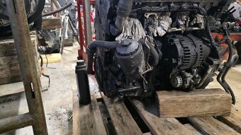 VW T5 2,5tdi motory na díly BNZ, BPC,AXD, AXE