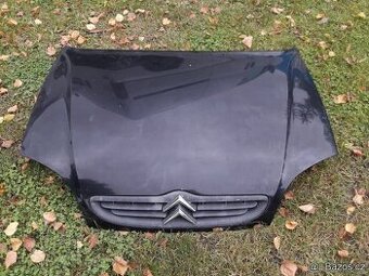 Černá kapota Citroen Saxo 1 facelift