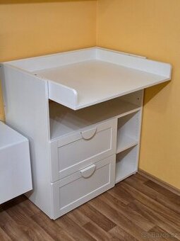 SMASTAD Přebalovací pult, se 2 zásuvkami, 90x79x100 cm