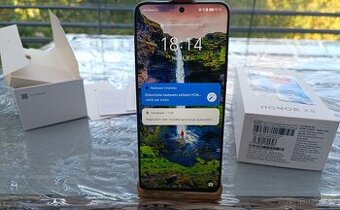 Mobilní telefon Honor X8 6GB + 2GB RAM / 128GB / Android 13
