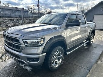 Dodge RAM 1500 5.7 HEMI 4x4