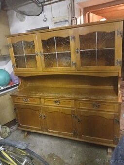 Bufetový nábytek, příborník  - Bavorský styl