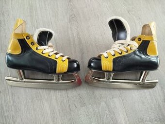 Brusle Botas vel 39-40