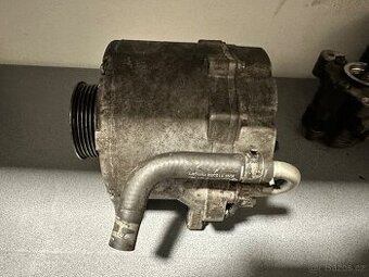 Audi Q7 4L 4.2FSI alternátor 189xxx najeto