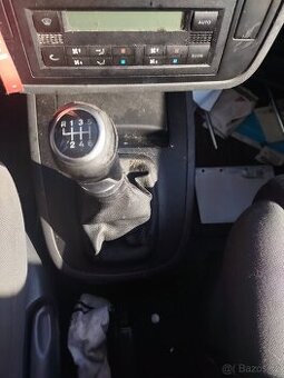 Prodám veškeré díly Sharan