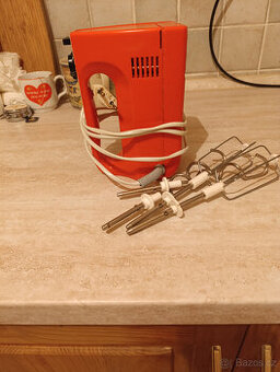 ruční elektrický šlehač