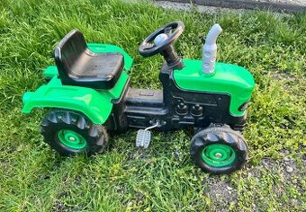 Dětský šlapací traktor