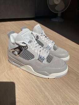 Air Jordan 4 Frozen Moments vel. 41