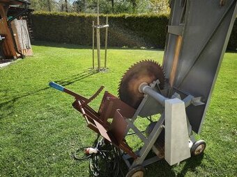 Cirkulárka 380 V, včetně kotouče, pětikolík 16 A, Kolíbka