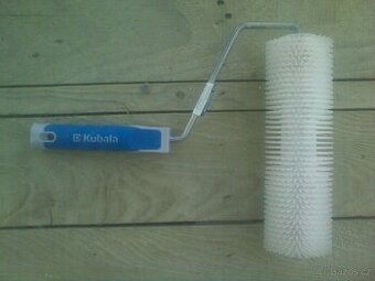 Nivelace, rakle, ježek, odvzdušnění, podlaha