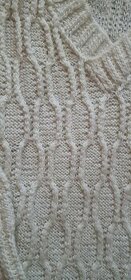 Ručně pleteny svetr - 1