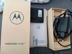 Motorola EDGE 40 5G 8GB/256GB-plati do smazání