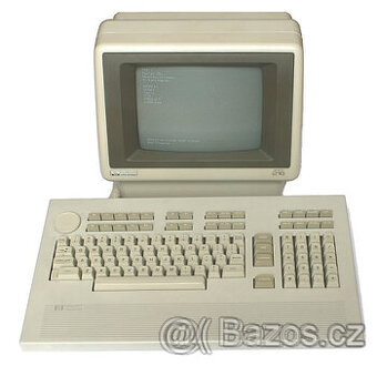 retro PC počítač z roku 1985