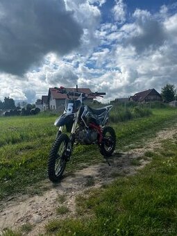 MiniRocket 125 kola 17/14