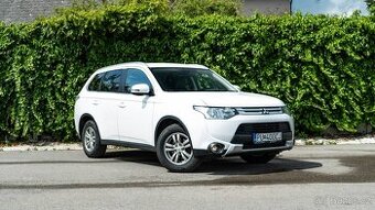 Mitsubishi Outlander 2.2 DI-D Instyle A/T