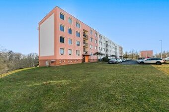 Prodej bytu 3+1, 80 m² - Planá - 1