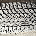 Zimní pneu 215/55 R18 - zánovní