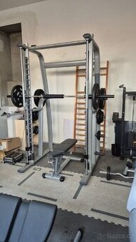 Nabízím k prodeji zanovni multipress Techogym