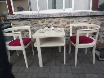Kávové sezení po renovaci.