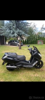 Skútr Peugeot 125i, 11kw, r. 2011, 28 tis. km.