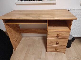 Dětský psací stůl  masivní dřevo