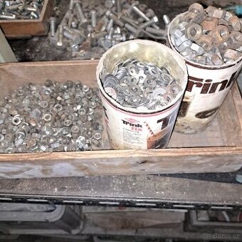 Spojovací materiál