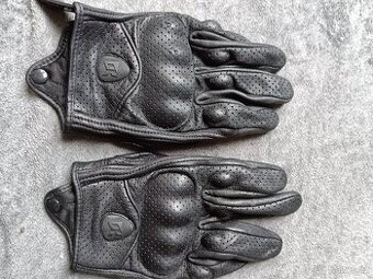 Rukavice na motorku