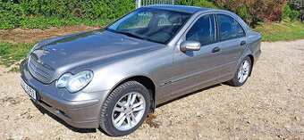 Mercedes–Benz C220 CDI (W203) - na náhradní díly