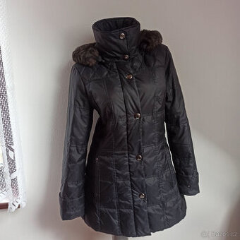 dámská zimní péřová bunda 38 - 40 TOP STAV