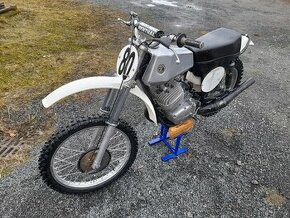CZ 380 motocros clasic