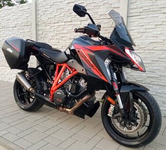 KTM 1290 SUPER DUKE GT