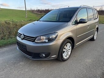 Volkswagen Touran Highline 2.0 Tdi 103 Kw Rok 1/2011