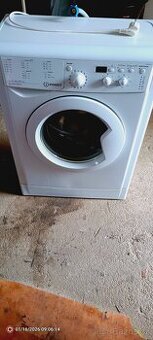 INDESIT