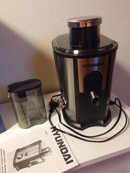 Odšťavňovač Hyundai JE 337