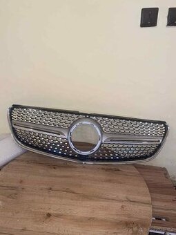 Přední maska pro Mercedes W447 (2016-2020), stříbrný chrom