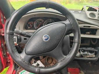 Volant z Fiat Strada