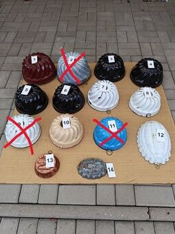 Smaltované nádobí,bábovka,bábovky,forma na pečení.