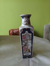 Starožitná japonská váza