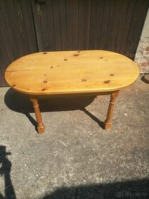 Stůl pravé dřevo