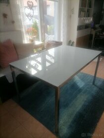 Stůl Ikea - 1