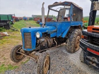 Zetor 25