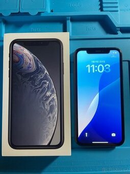 iPhone XR Black 64GB, baterie 100%