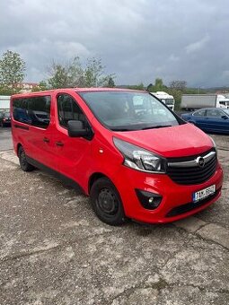 Opel vivaro 9 míst